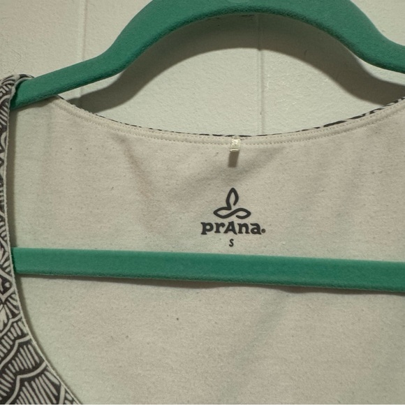 PRANA Gray & White Printed Athletic Dress - Picture 3 of 5